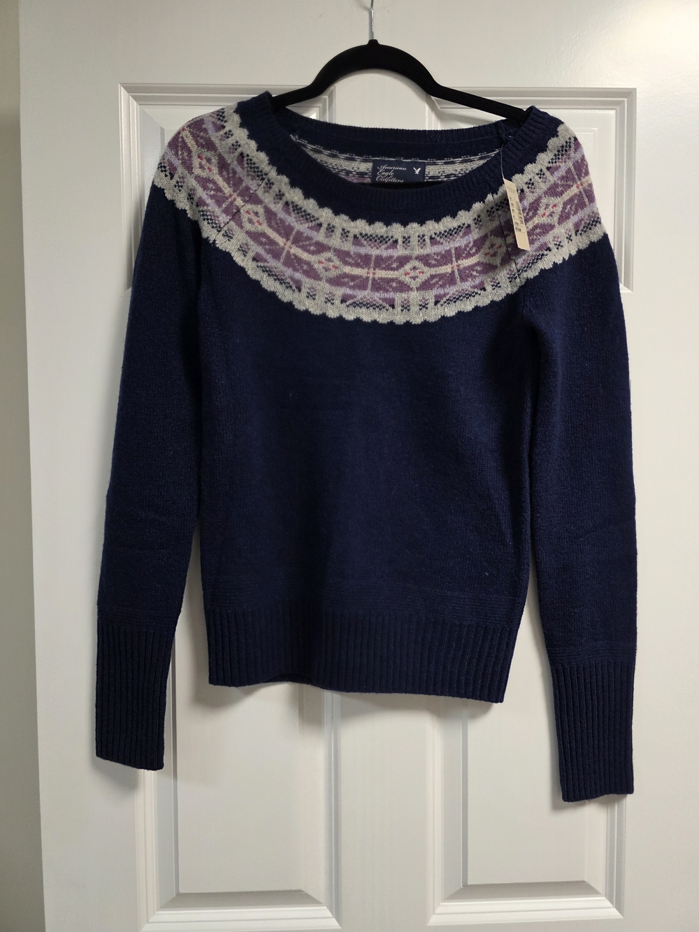 NWT American Eagle Navy Crewneck Wool Sweater Lavender Fair Isle Yoke MEDIUM - Picture 12 of 12